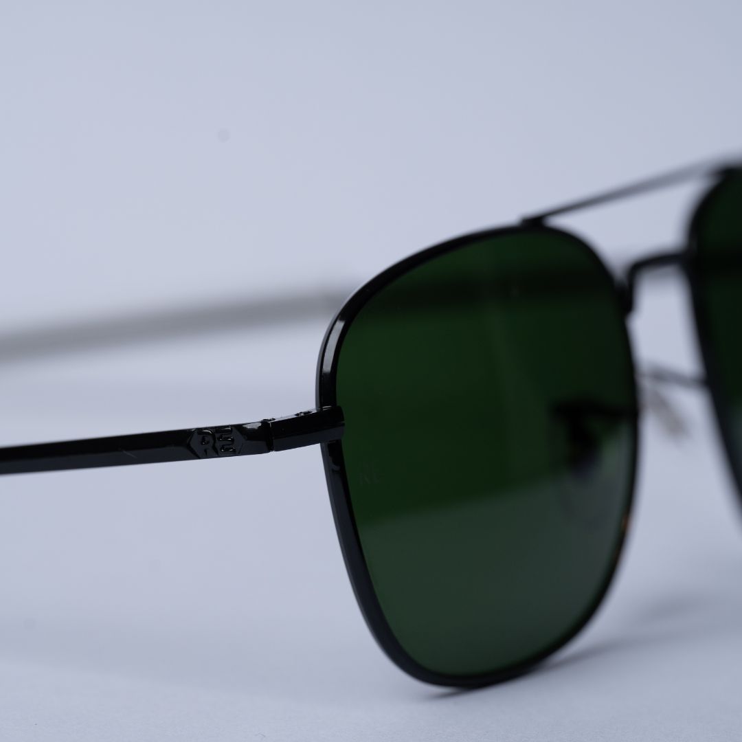 Jet Black Classic