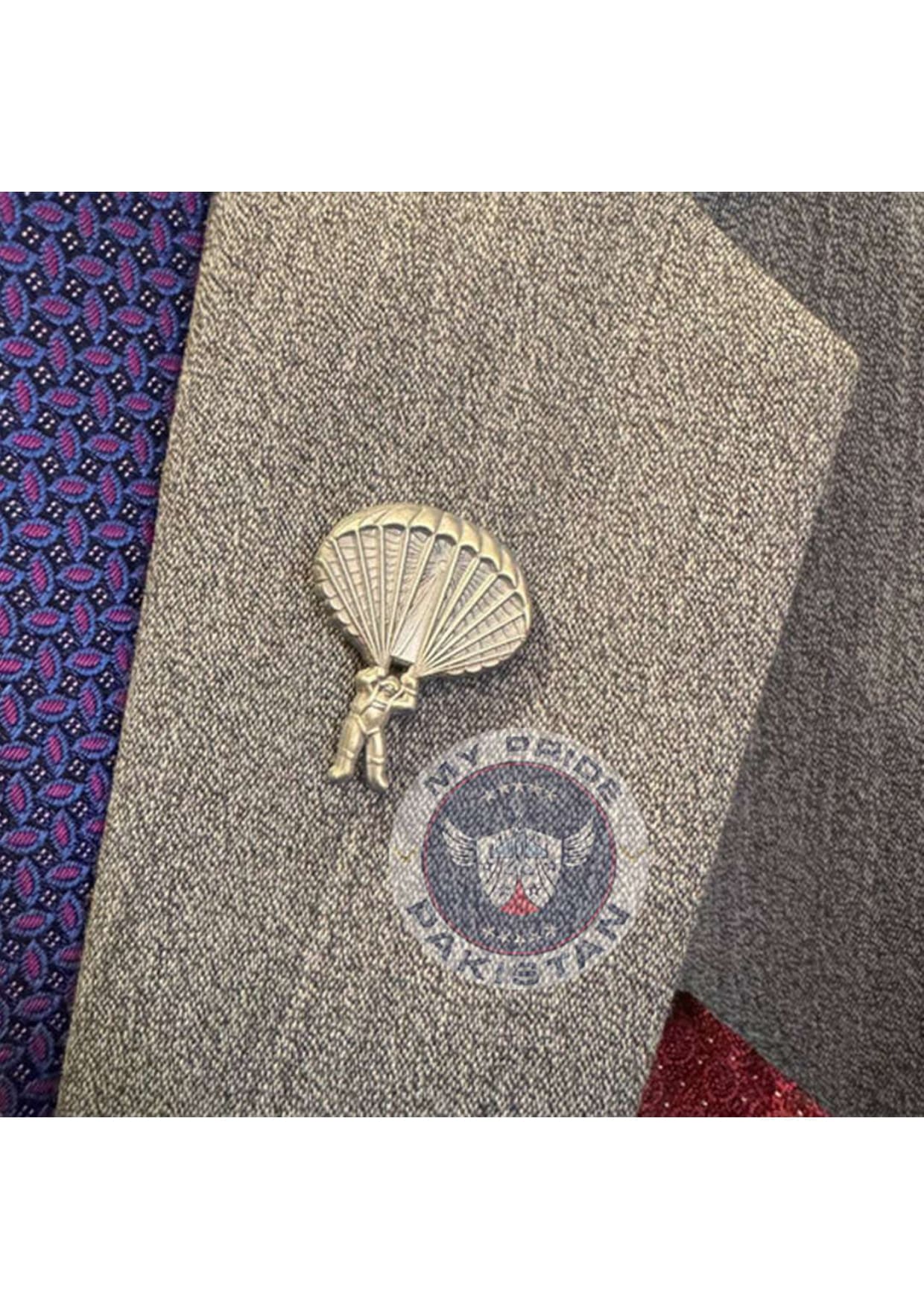 Pakistan Air Force Paratrooper Lapel Pin