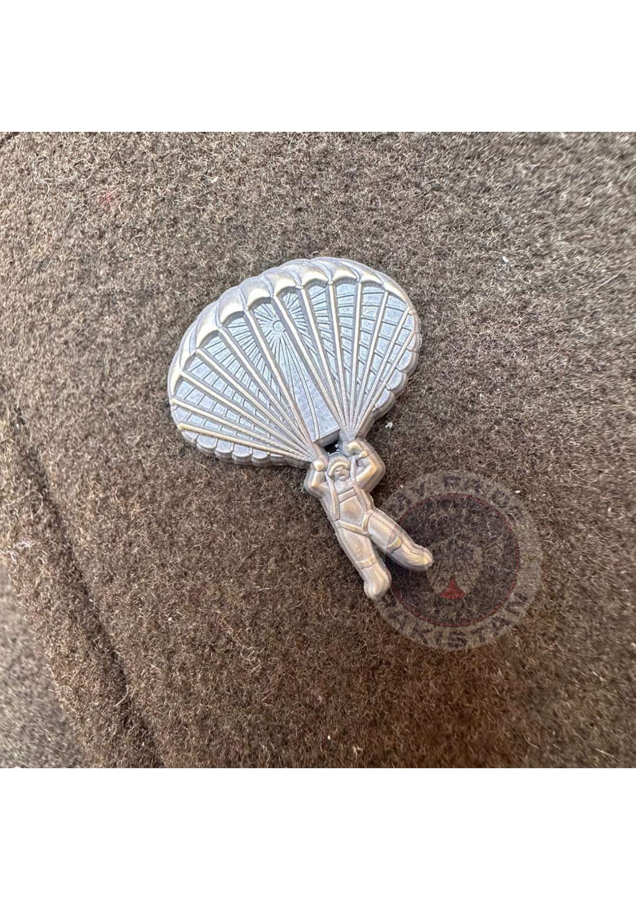 Pakistan Air Force Paratrooper Lapel Pin