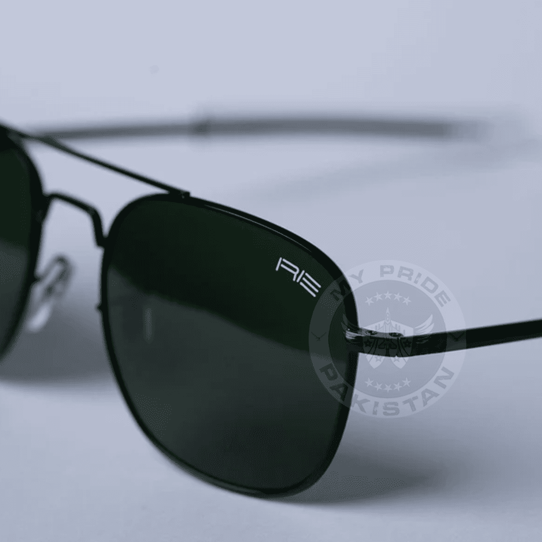 Jet Black Classic