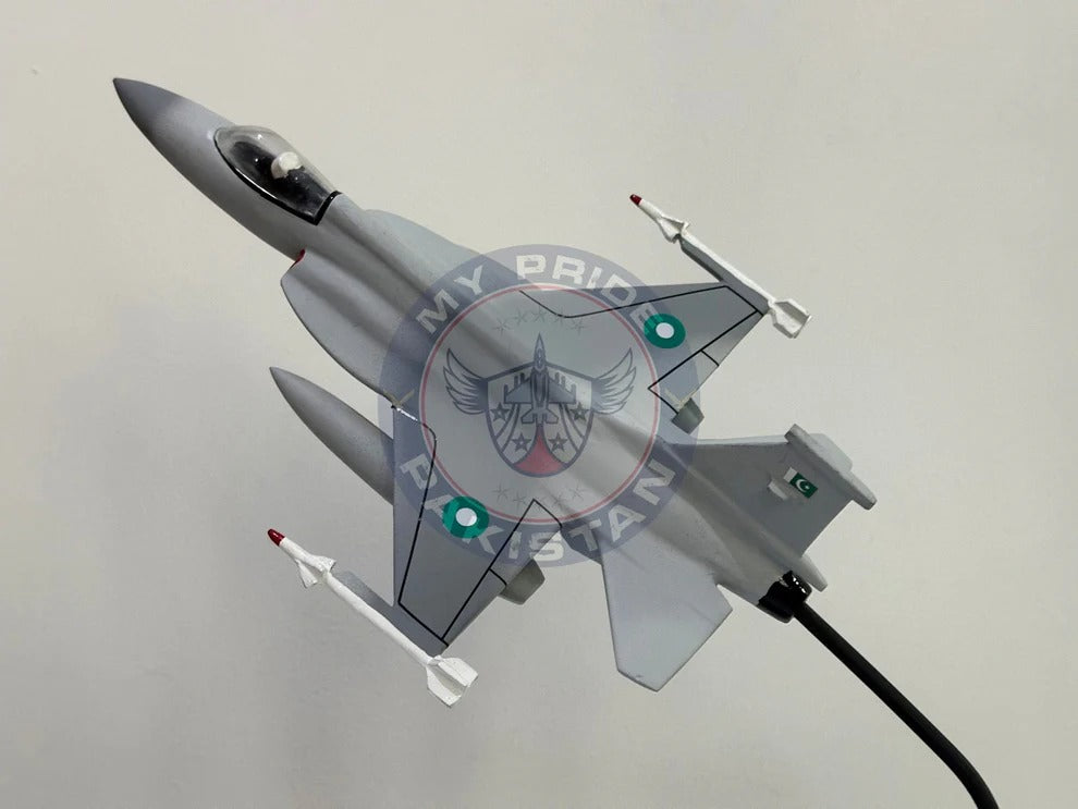 12-Inch Aircraft Model – Free F-16 Collar Pin Offer