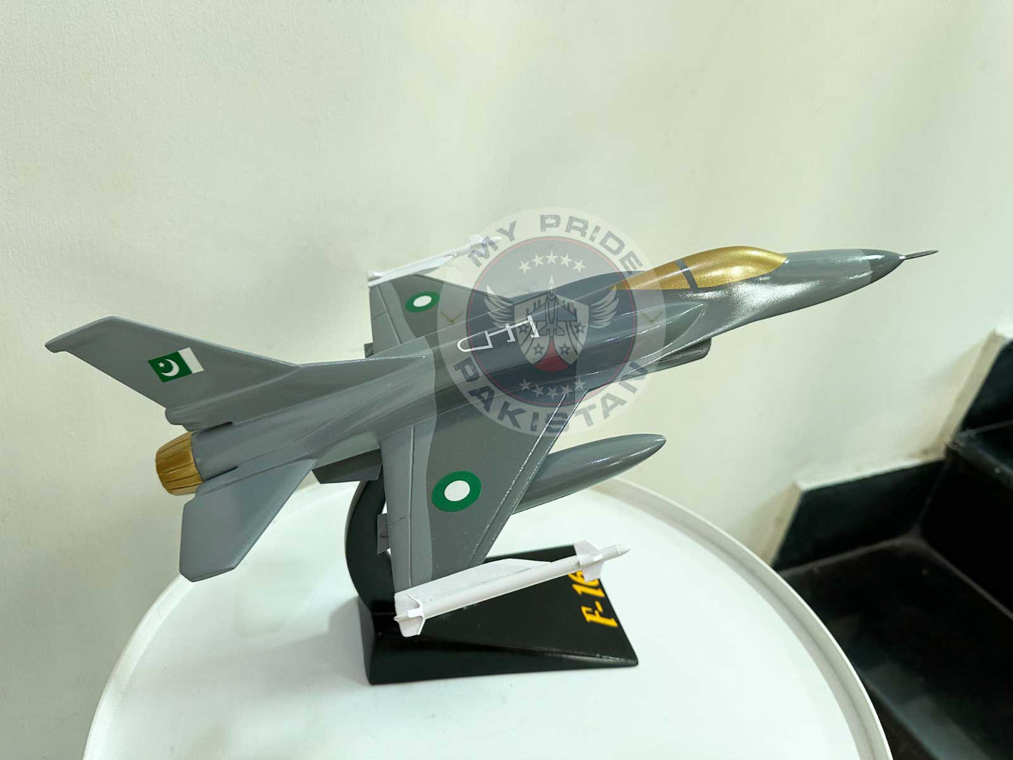 F-16 Fighting Falcon Model with Display Stand (Handmade Glass Fiber Edition)