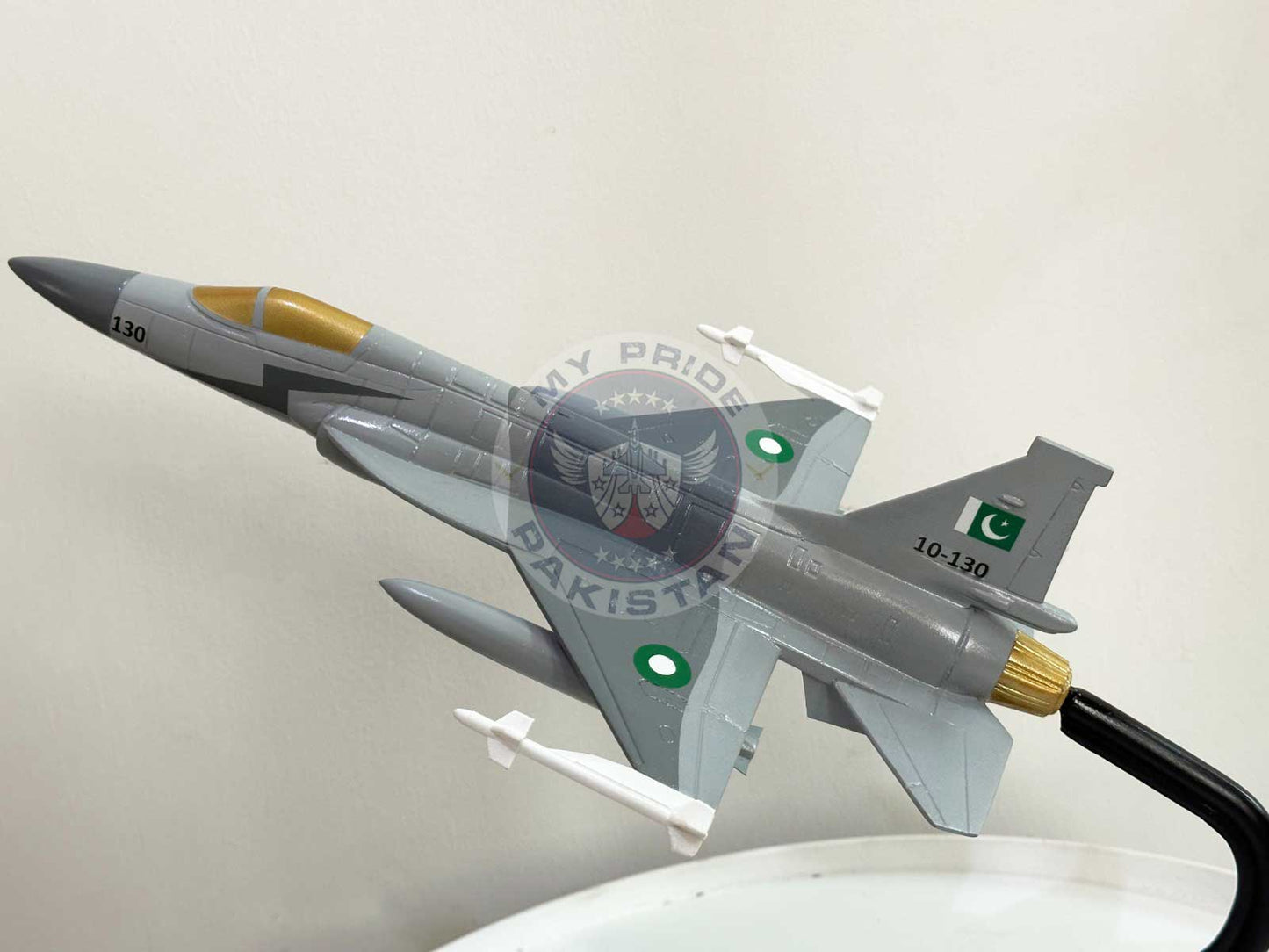 JF-17 Thunder Fighter Jet Model (Glass Fiber Edition)