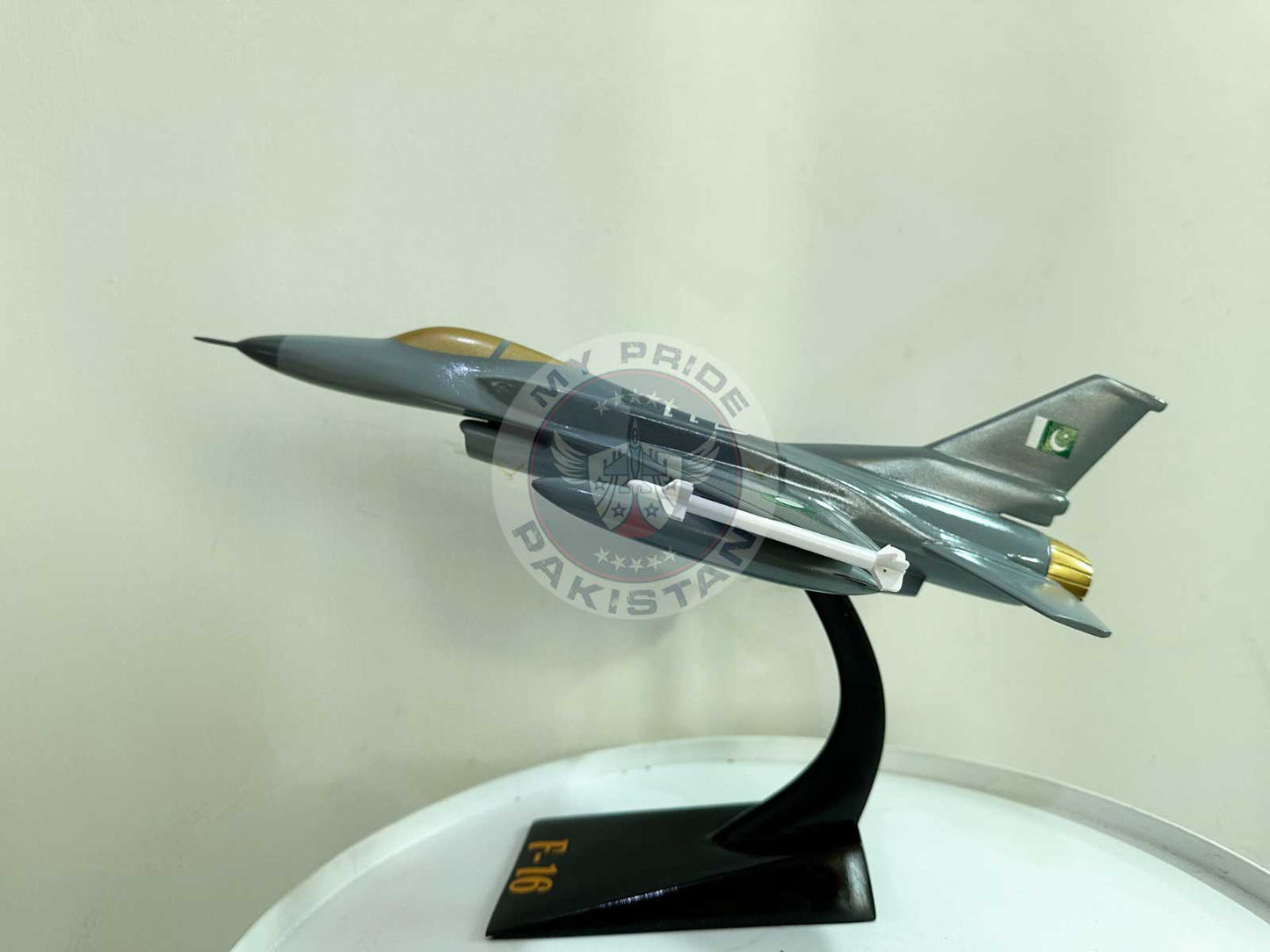 F-16 Fighting Falcon Model with Display Stand (Handmade Glass Fiber Edition)