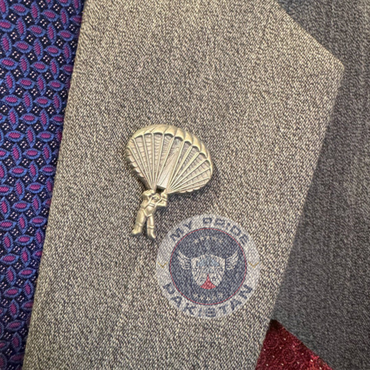 Pakistan Air Force Paratrooper Lapel Pin
