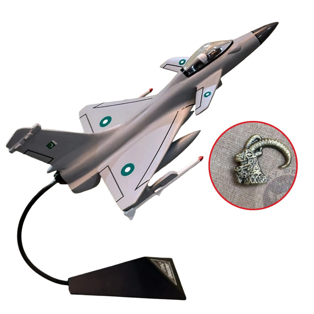 Any 9 inch metal jet + Markhor Bravo lapel pin