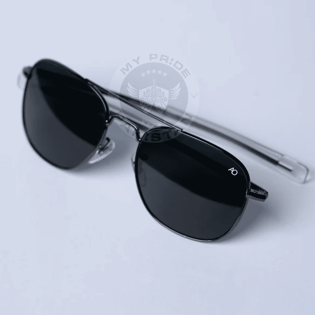 Jet Black Classic